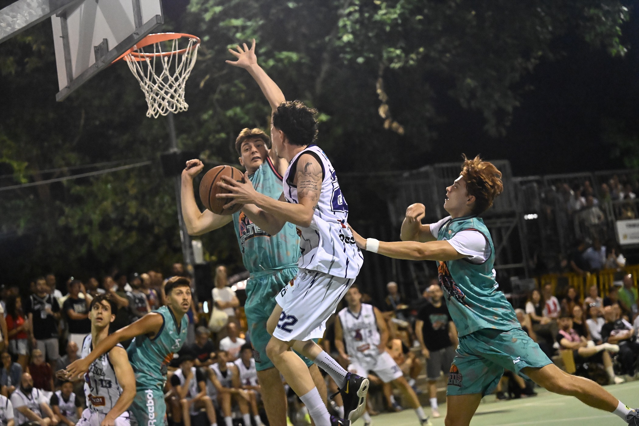 “44° WBP” Cerelia Riguzzi alla grande, Bondi si conferma